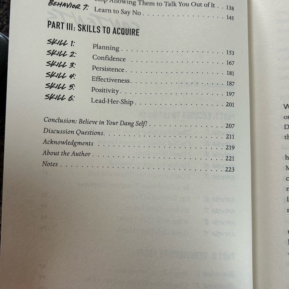 Rachel Hollis Girl, Stop Apologizing book, copyright 2019, Brand New condition! - Picture 7 of 10